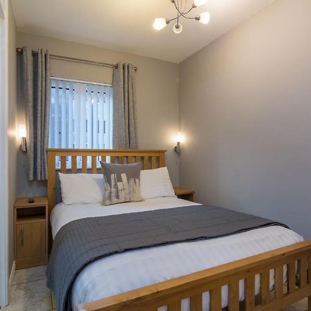 Central Belfast Apartments, Salisbury Esterno foto