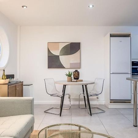 Central Belfast Apartments, Salisbury Esterno foto