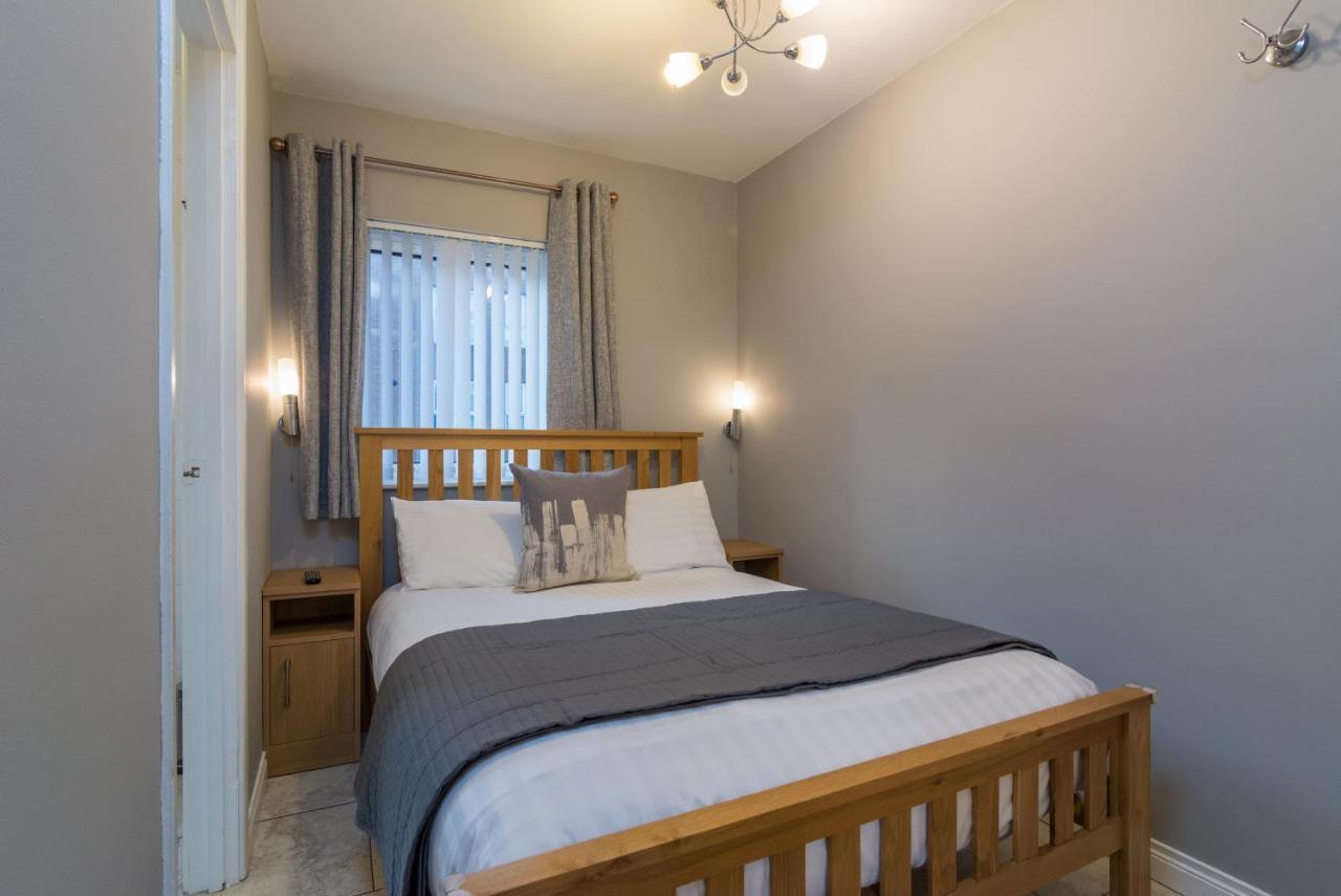 Central Belfast Apartments, Salisbury Esterno foto