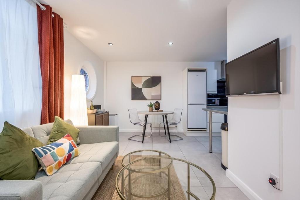 Central Belfast Apartments, Salisbury Esterno foto