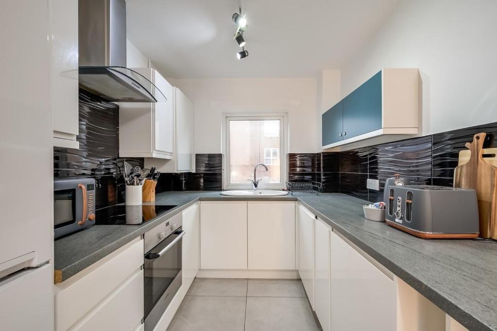 Central Belfast Apartments, Salisbury Esterno foto